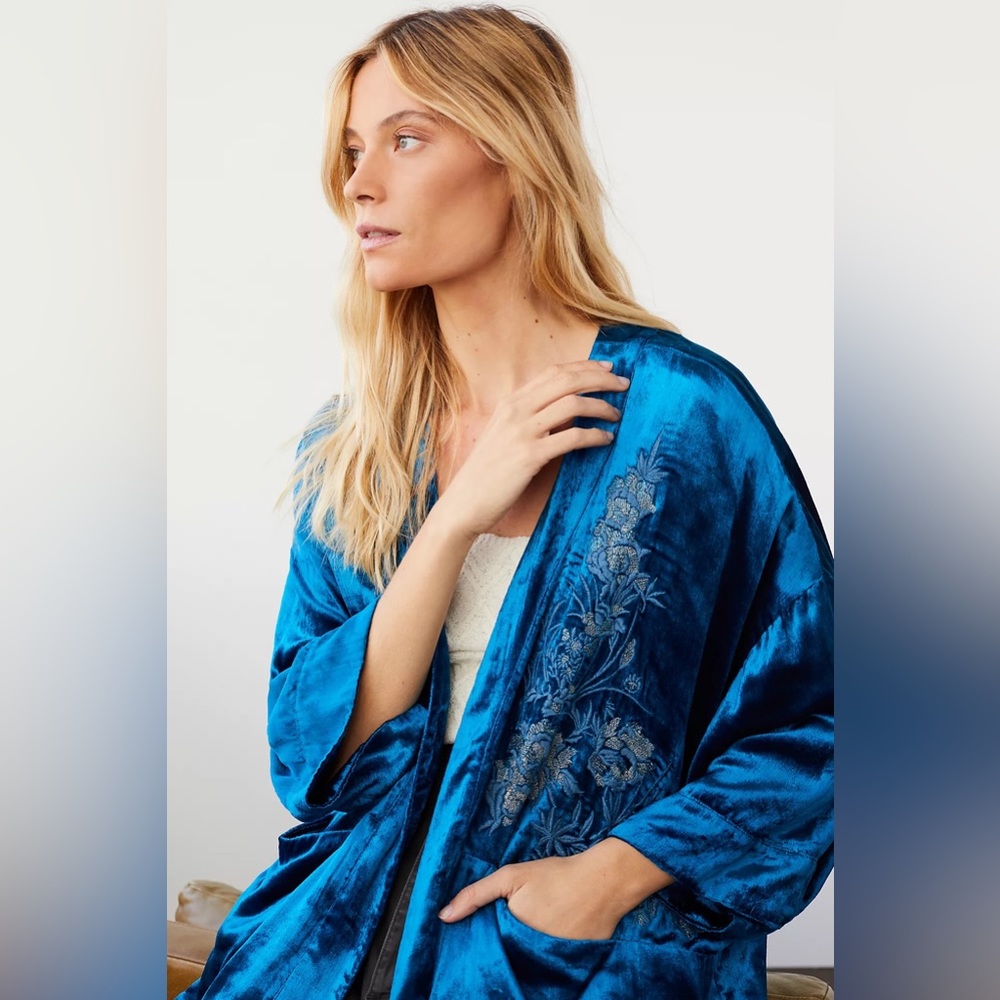 Anthropologie Malin Embroidered Velvet Kimono Jacket